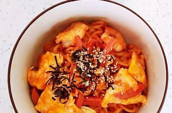 网红食物可以吃吗英语,Exploring the Popularity and Safety of Trending Food Fads among Influencers